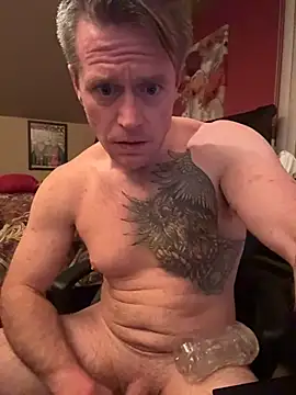 DILFiGuess1 live sex cam