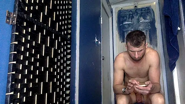 sexyhotstud12 live sex cam