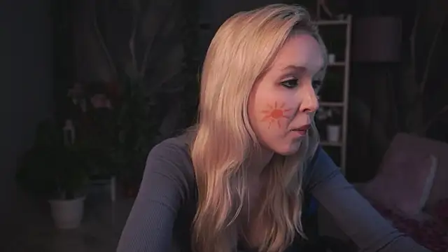 MaoqiBeverly's cam snapshot