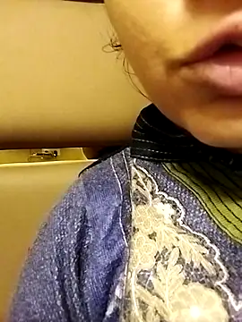 Riya_banshal6's cam snapshot