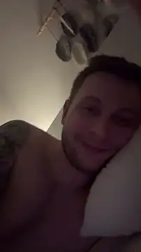 LubasOriginMen live sex cam