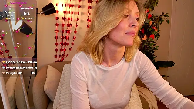 sexuallycorrecte live sex cam