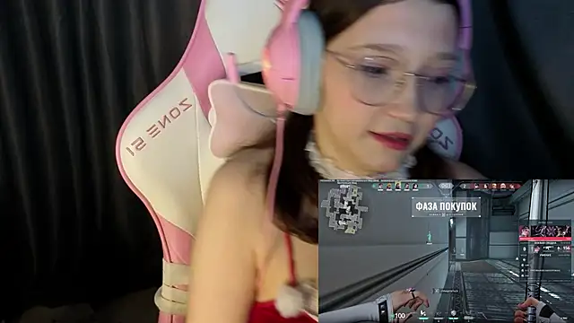 PinkiAura's cam snapshot