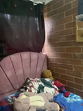 BarbieHannaB_'s cam snapshot