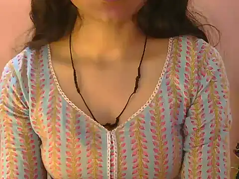 Cute_Pihu01's cam snapshot