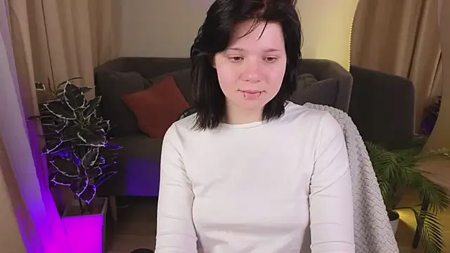 MellyBloomy's cam snapshot