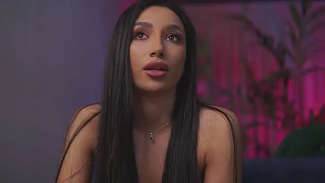 GinaValentinna live sex cam