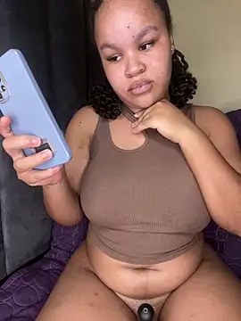 Pollita__Booo's cam snapshot