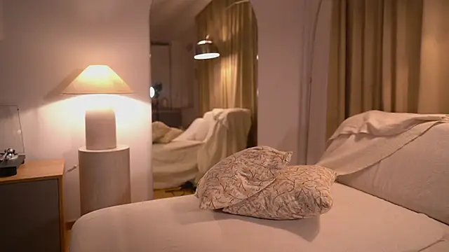 nadia_bliss's cam snapshot