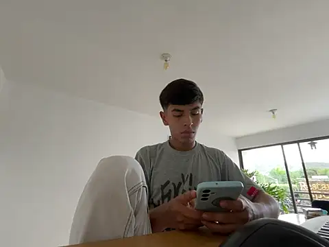 rauwsebs_'s cam snapshot