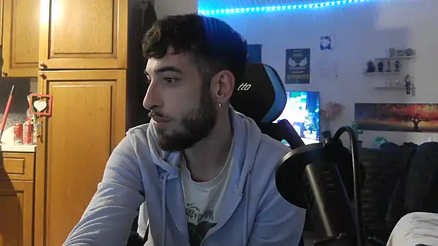 maestroboris95's cam snapshot