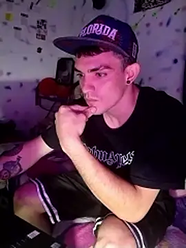 themaykiin18's cam snapshot