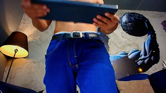 Atlas_desire's cam snapshot