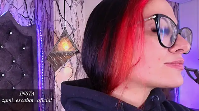Zami_Escobar_of's cam snapshot