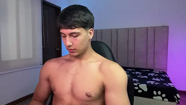 CHRIS_MORGAN1's cam snapshot