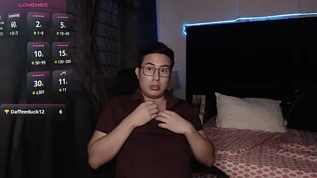 andrewmhilton_'s cam snapshot