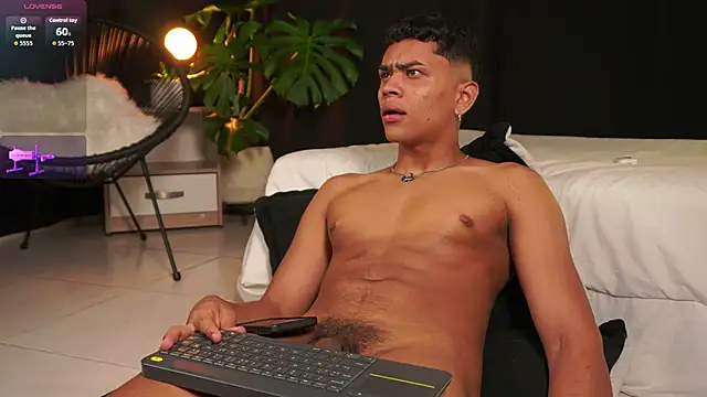 ErosWild_'s cam snapshot