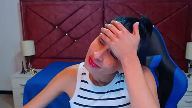 victoria_adams07's cam snapshot