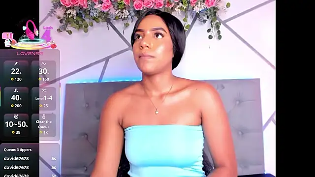 Khloe_Rosee's cam snapshot