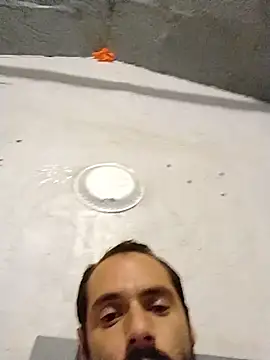 Tantra33's cam snapshot