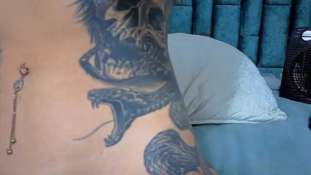 Emma_Foxi's cam snapshot