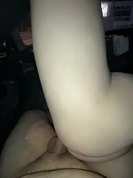 AlyssaFoxx_'s cam snapshot