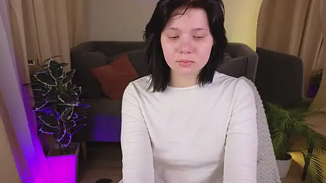 MellyBloomy's cam snapshot