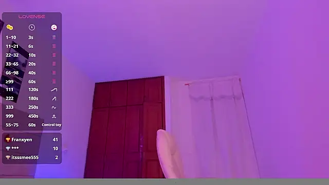 rosse_taylorx1's cam snapshot