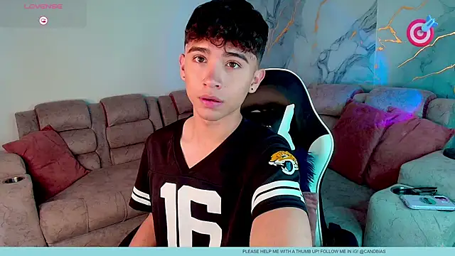 Niico_Cruz live sex cam