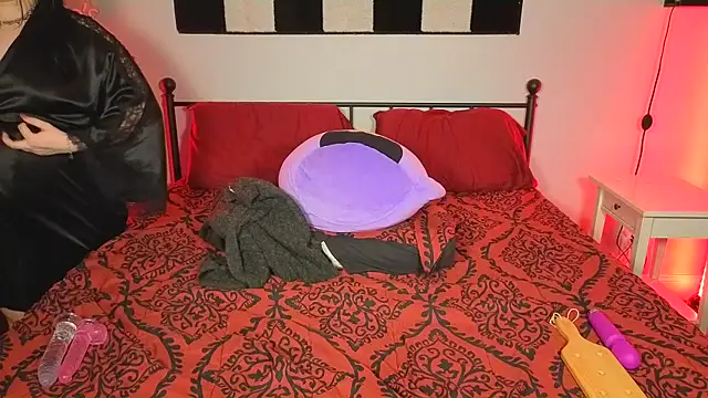 DakotaCharm's cam snapshot