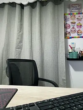 lana_rousse01's cam snapshot