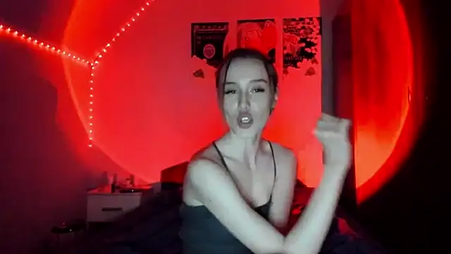 tinyglow's cam snapshot