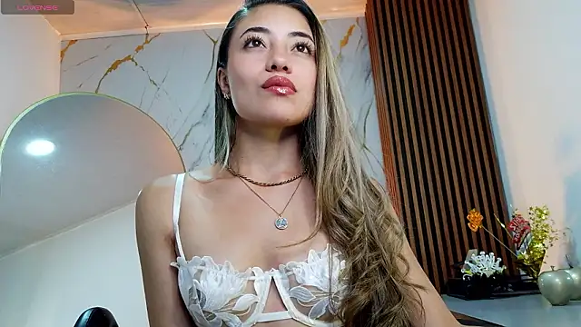 amy_ker_m's cam snapshot