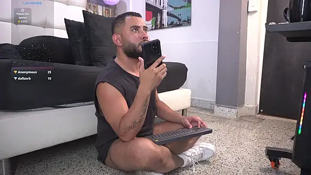 THIAGOXBIG live sex cam