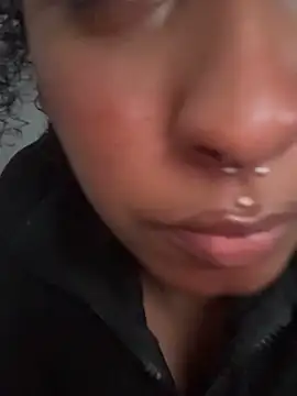 Your_Paris live sex cam