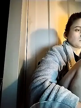 Amy01112 live sex cam