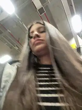 Isabella21_'s cam snapshot