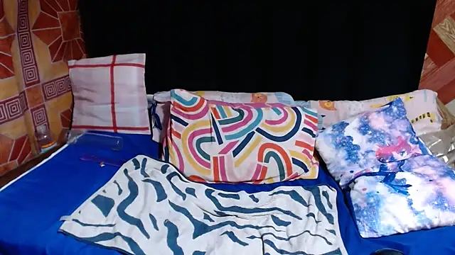 Thickbootykim's cam snapshot