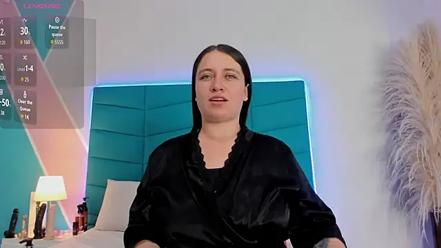 _victoria_collins_'s cam snapshot