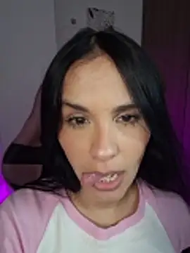 heyshaa live sex cam