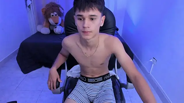 Aron_Boyy live sex cam