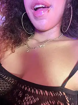 Woo_isDaphne's cam snapshot