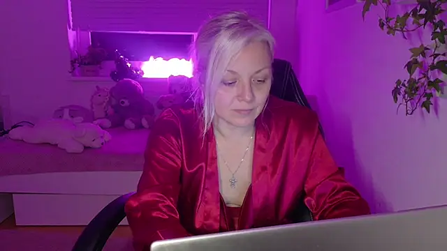 Linsy_Kim live sex cam