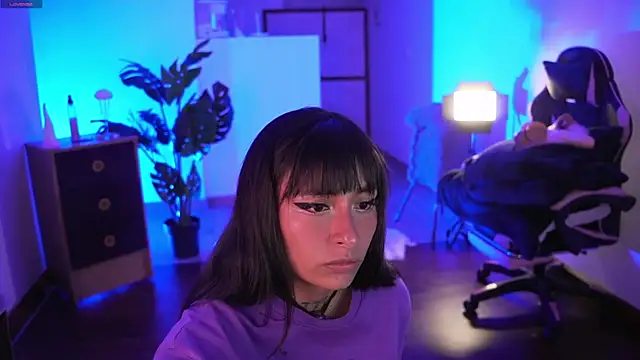 AnnieCouperr live sex cam