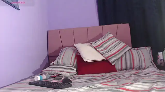 _Bombom__'s cam snapshot