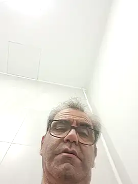 delfi6's cam snapshot