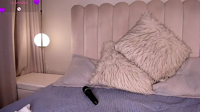 Melanie_hillz live sex cam