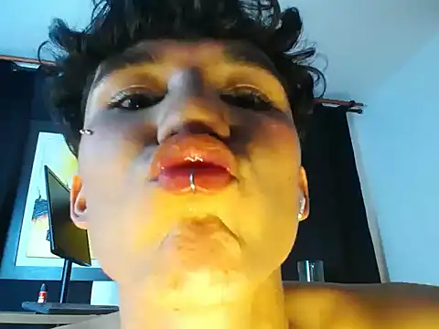 jullian_ricci live sex cam