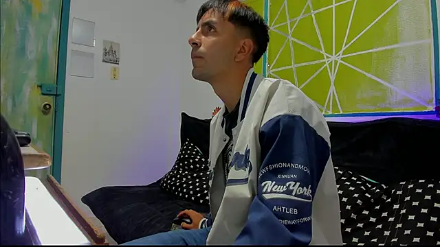 Lord_Apolo's cam snapshot