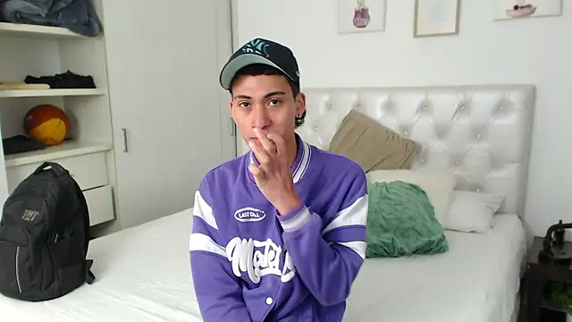 yulian_vasquez's cam snapshot